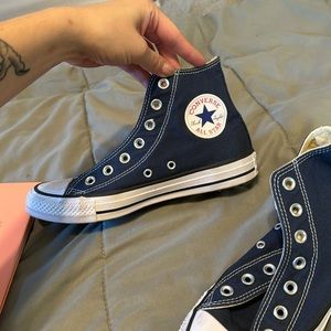 navy blue converse